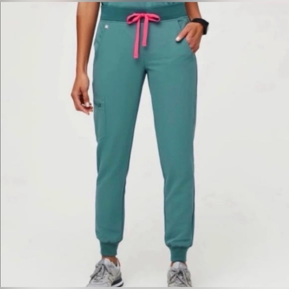 Rare Figs Hydrogreen Zamora 2.0 Joggers with Orange Drawstrings. NWT. Size S.